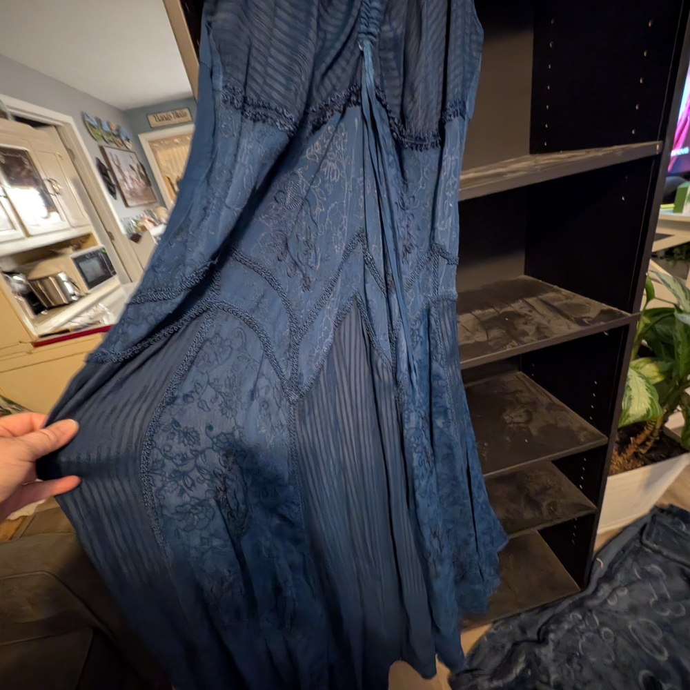 Elegant Blue Lace Dress